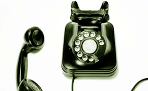 贝尔发明电话的故事