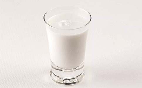 孕晚期喝奶粉好还是牛奶好