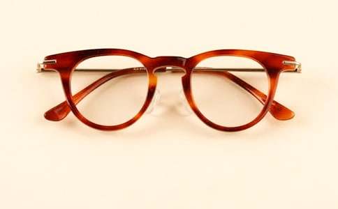 戴眼镜的烦恼作文15篇（集合）