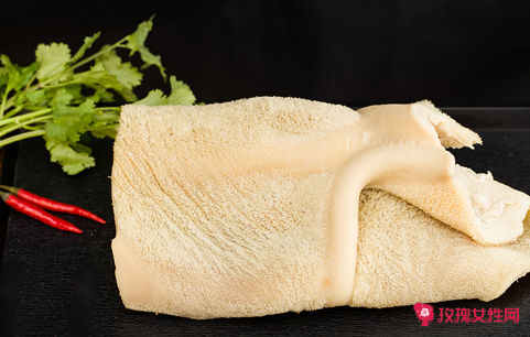 毛肚和牛百叶什么区别